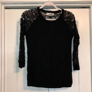 Black 3/4 Sleeve Shirt
